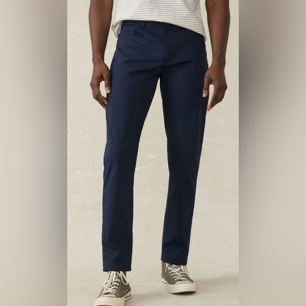 NWT Faherty Reserve Men’s 40/30 Navy Movement 5-Pocket Pants‎